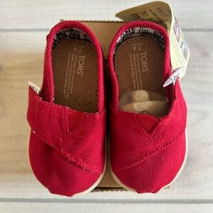 NWT TOMS Kids Classic Red Canvas Shoes